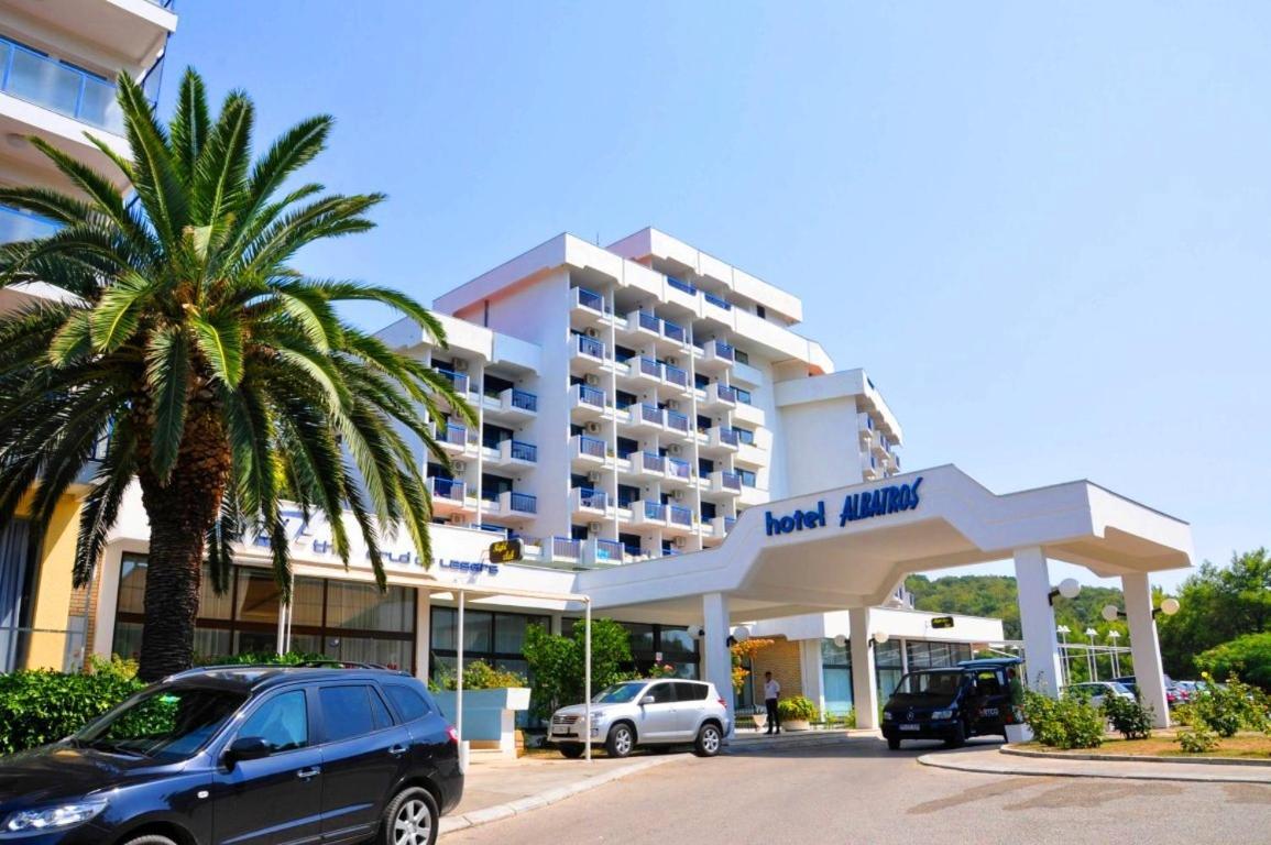 Corpus A - Hotel Albatros Улцинь Экстерьер фото